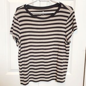 3/30 $ american eagle soft and sexy tee